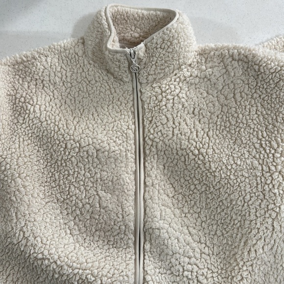 VS Fleece Jacket Small Off White with Full Zip Women’s - Picture 13 of 13